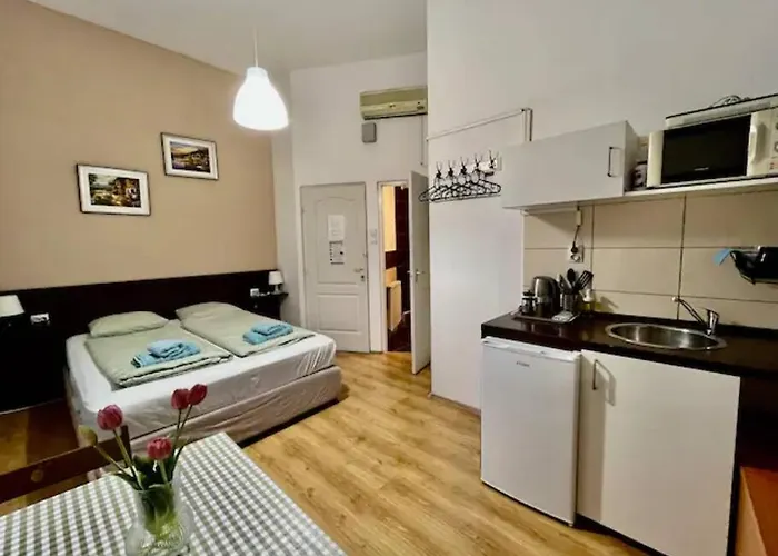A13 Parliament Sunflower Cozy Apartament *